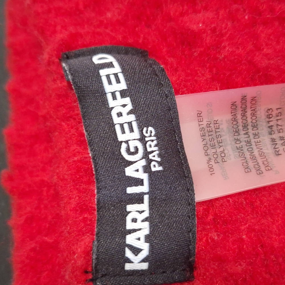 Red Fringe Scarf/Wrap - Picture 2 of 2